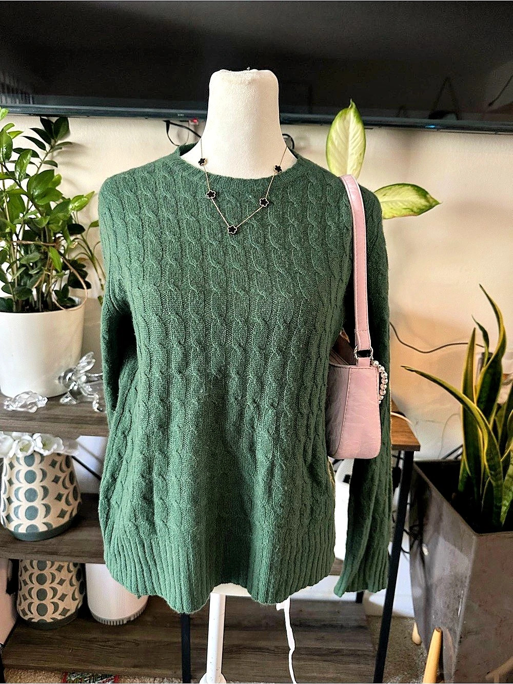 A Pea in the Pod 100% Cashmere Cable Knit Sweater